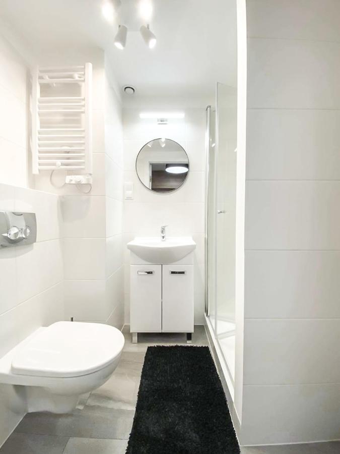 Airport Apartment Wroclaw Exterior photo